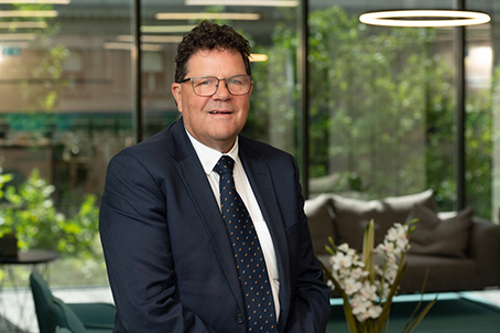 Mark_Williams_1_8_cm.jpg